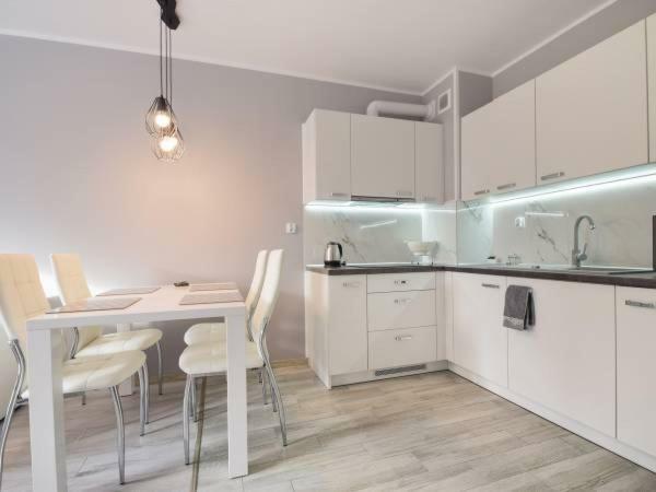 Apartamenty Blizej Morza Kołobrzeg Exteriör bild